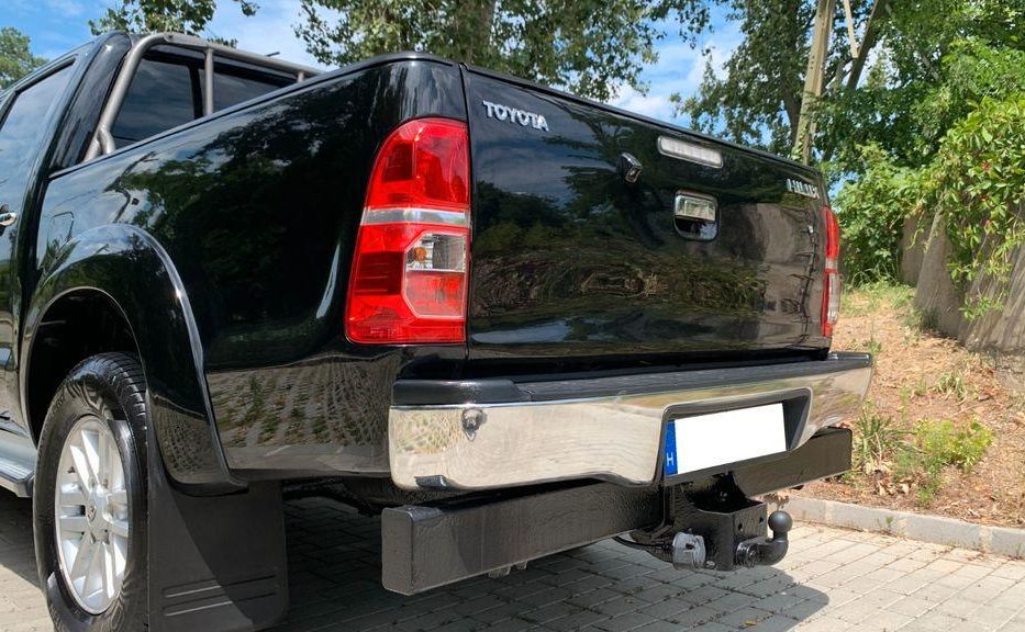 Продам Toyota Hilux 2011 года в Запорожье