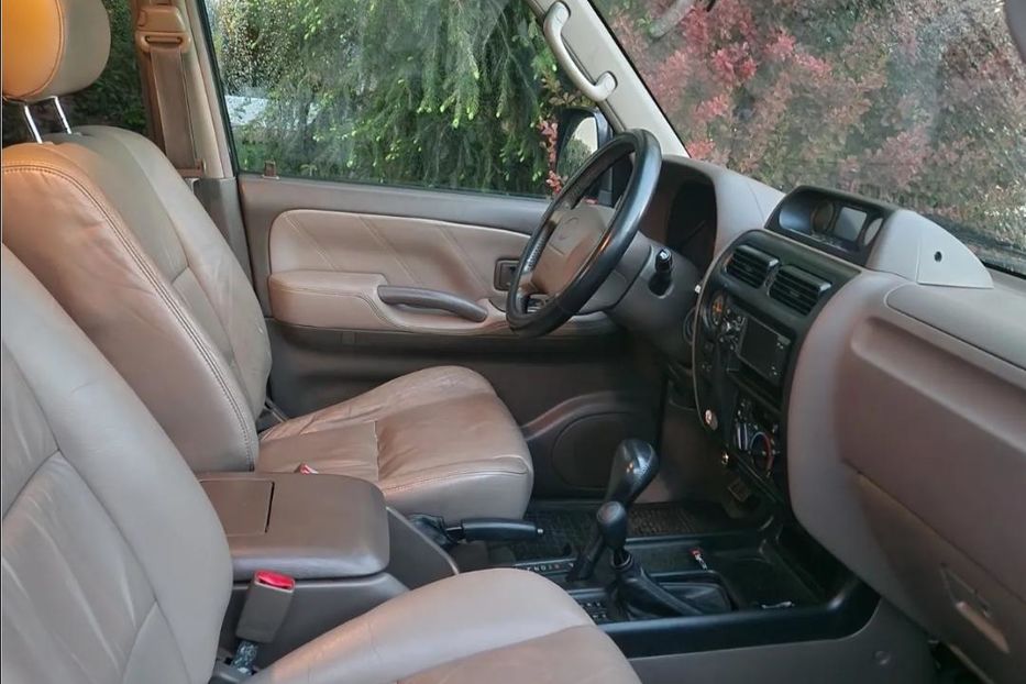 Продам Toyota Land Cruiser 200 2000 года в Киеве