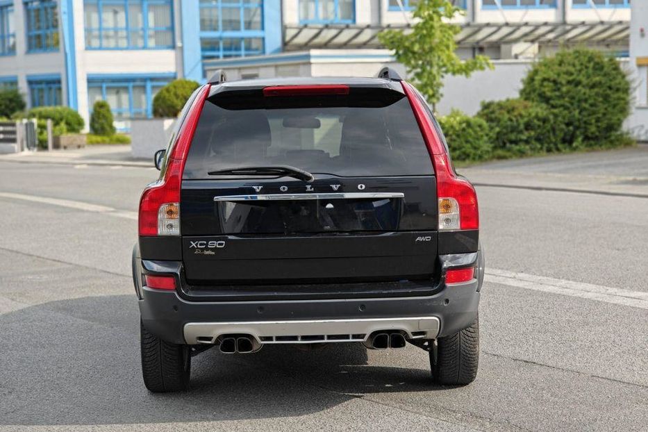 Продам Volvo XC90 2011 года в Харькове
