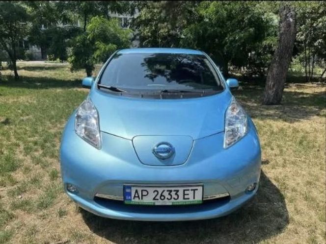 Продам Nissan Leaf SL 2016 года в Киеве