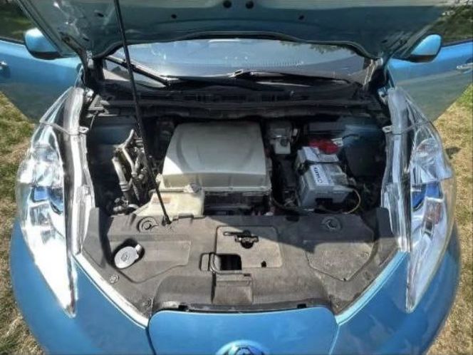Продам Nissan Leaf SL 2016 года в Киеве