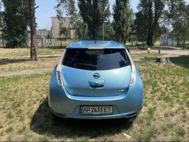Продам Nissan Leaf SL 2016 года в Киеве