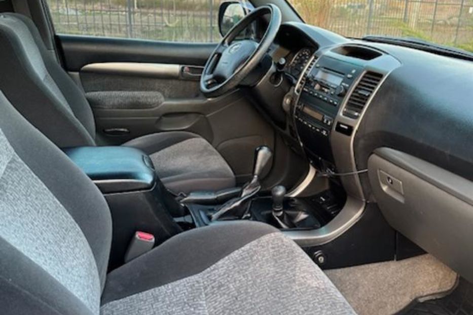 Продам Toyota Land Cruiser Prado 2007 года в Киеве