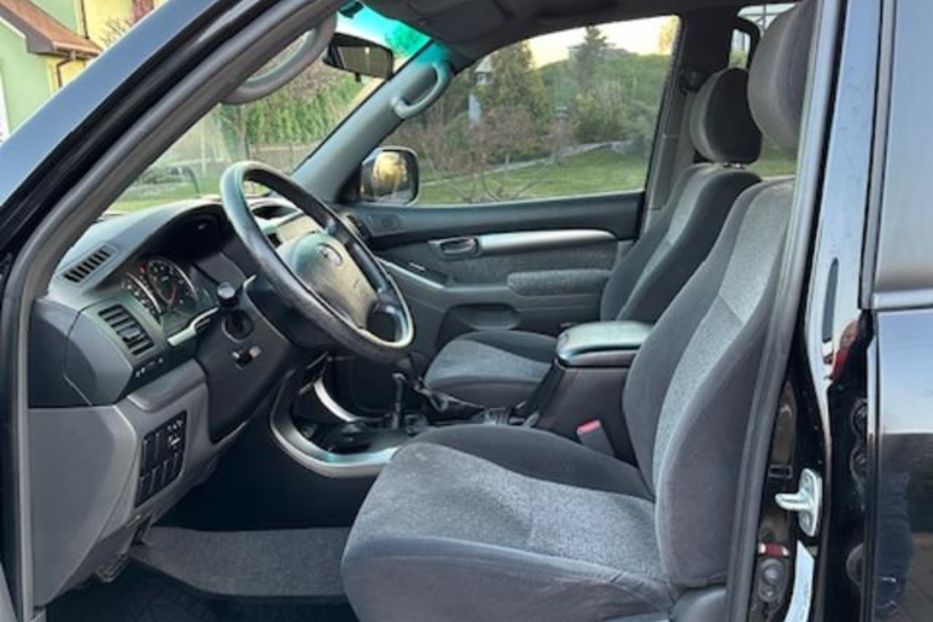 Продам Toyota Land Cruiser Prado 2007 года в Киеве