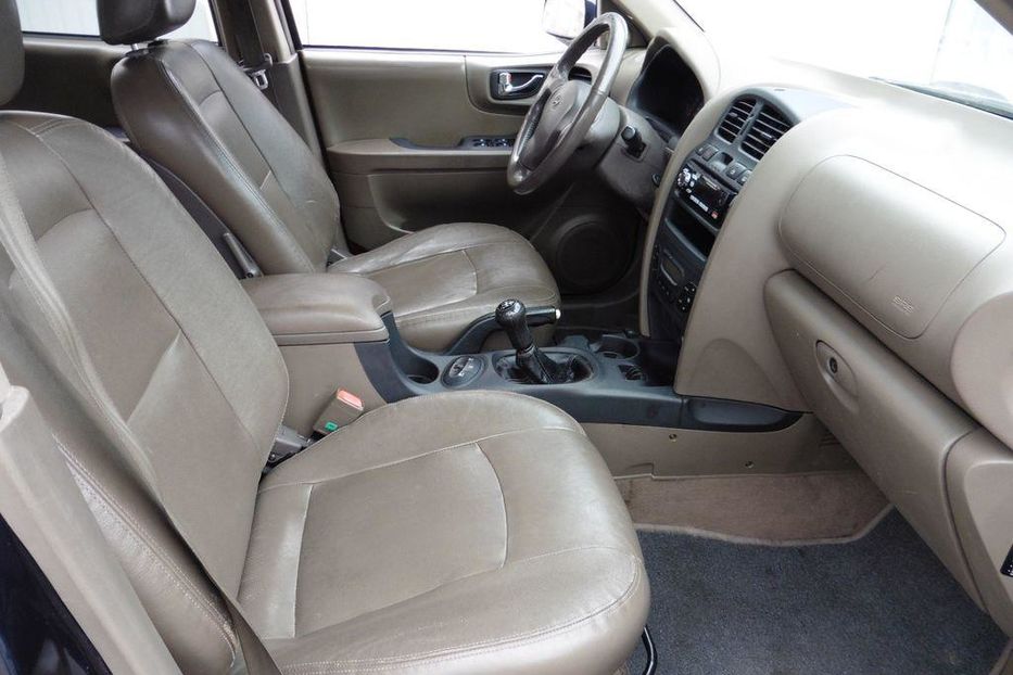Продам Hyundai Santa FE 2004 года в Харькове