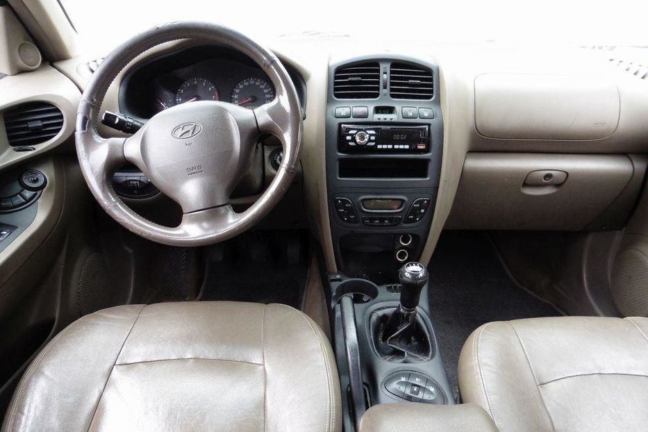 Продам Hyundai Santa FE 2004 года в Харькове