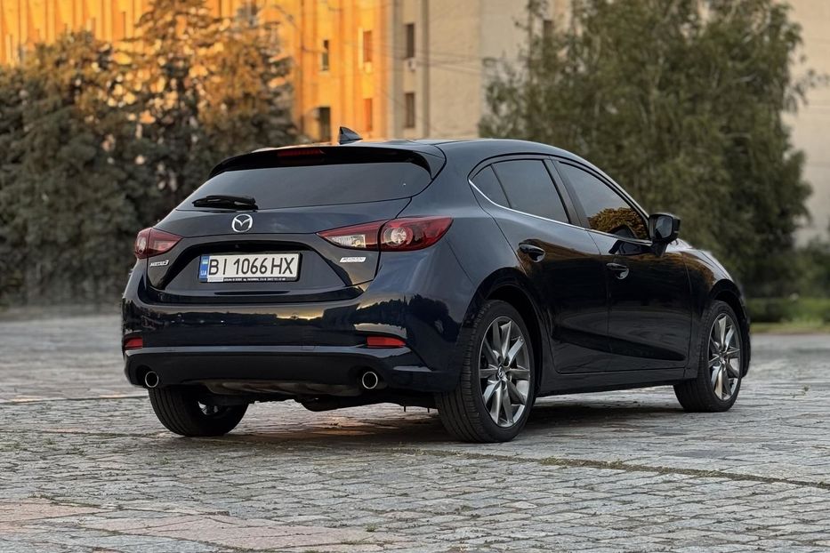 Продам Mazda 3 2018 года в г. Кременчуг, Полтавская область