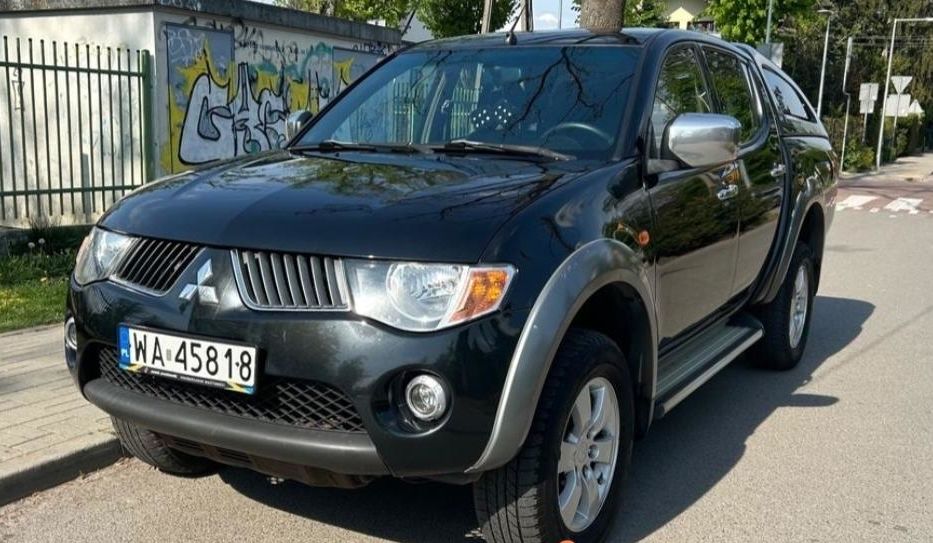 Продам Mitsubishi L 200 2011 года в Одессе