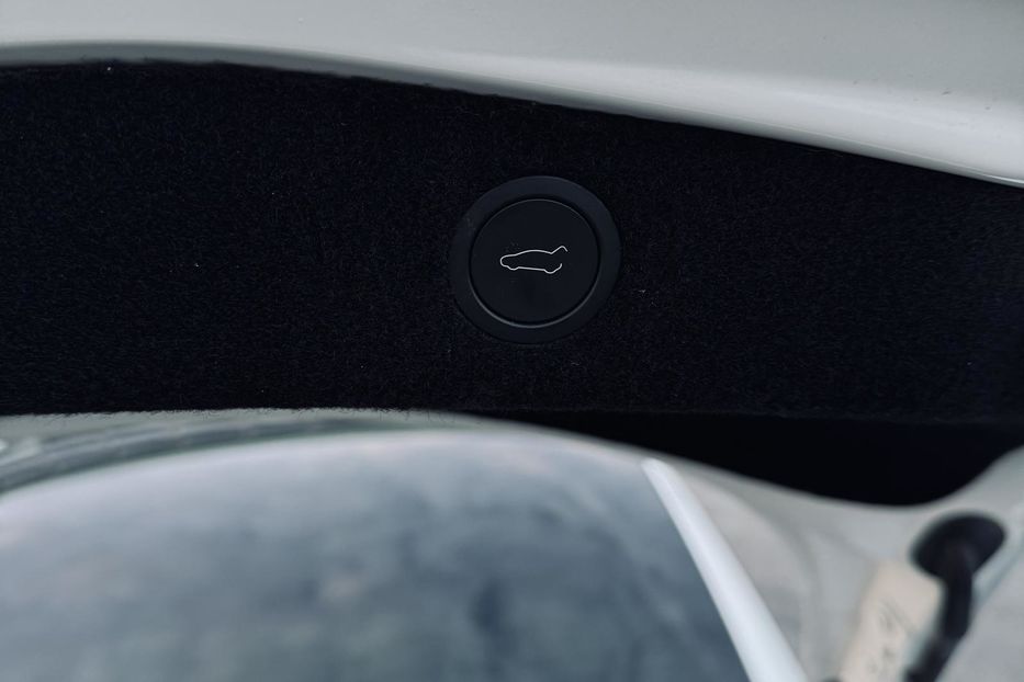 Продам Tesla Model 3 2024 года в г. Кременчуг, Полтавская область