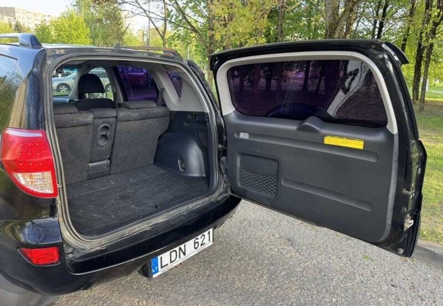 Продам Toyota Rav 4 2008 года в Киеве