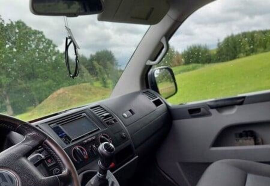 Продам Volkswagen T5 (Transporter) пасс. 2006 года в Харькове