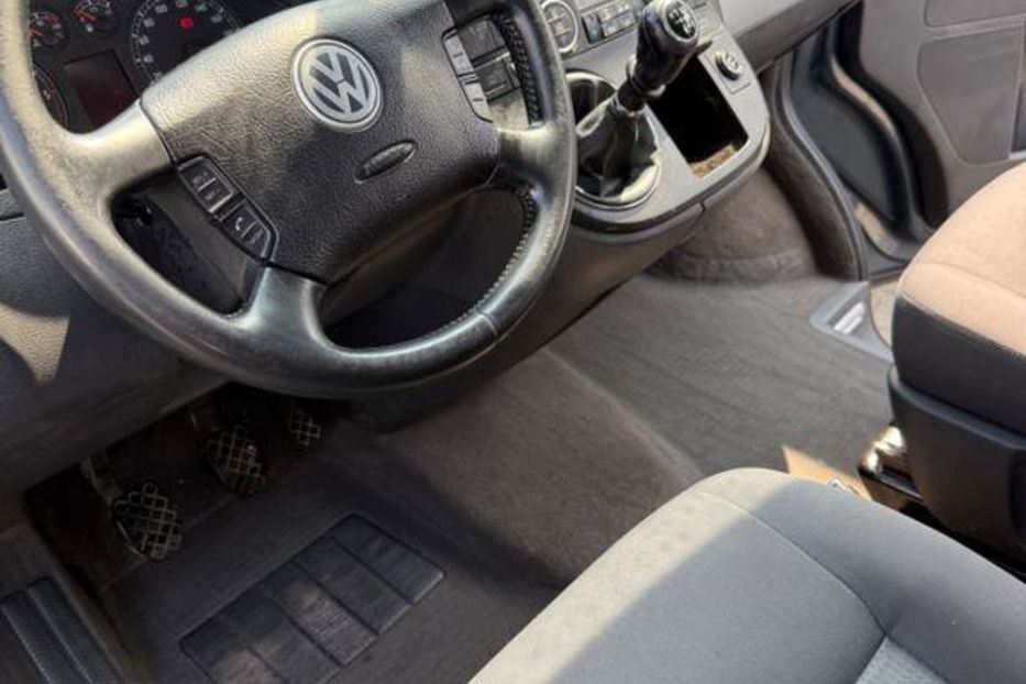 Продам Volkswagen T5 (Transporter) пасс. 2009 года в Сумах