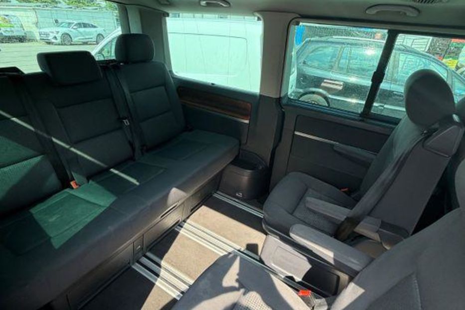 Продам Volkswagen T5 (Transporter) пасс. 2009 года в Сумах
