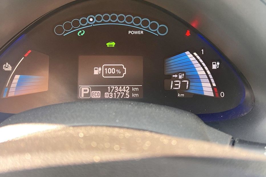 Продам Nissan Leaf електро 2015 года в Киеве