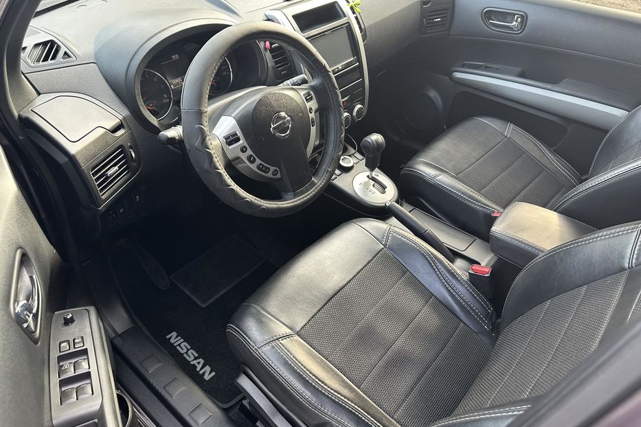 Продам Nissan X-Trail 2.5 АТ 4WD ОФIЦIЙНИЙ  2012 года в Киеве