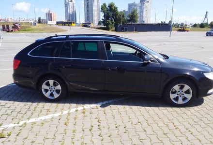 Продам Skoda Superb 2013 года в Киеве