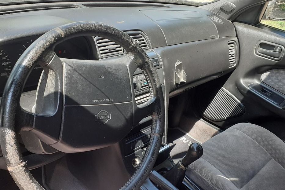 Продам Nissan Maxima 1998 года в Чернигове