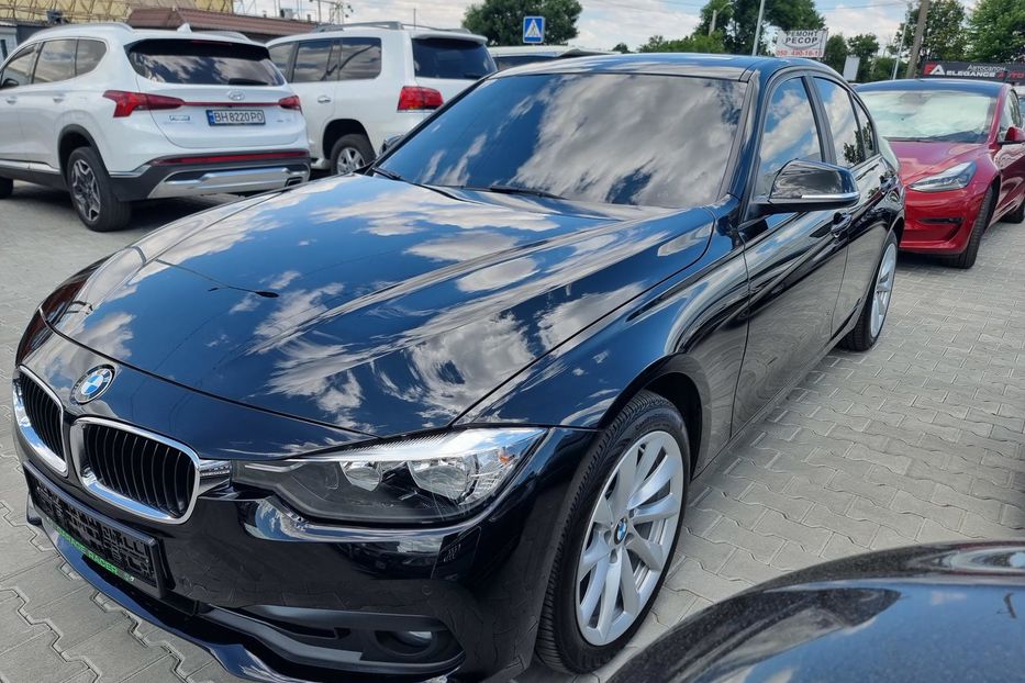 Продам BMW 320 X drive 2017 года в Одессе