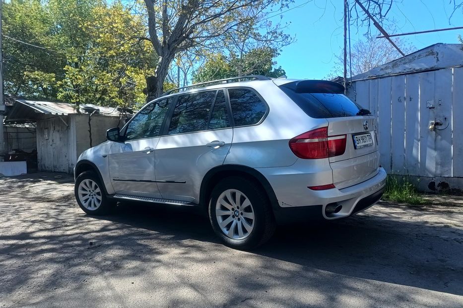 Продам BMW X5 2010 года в Одессе