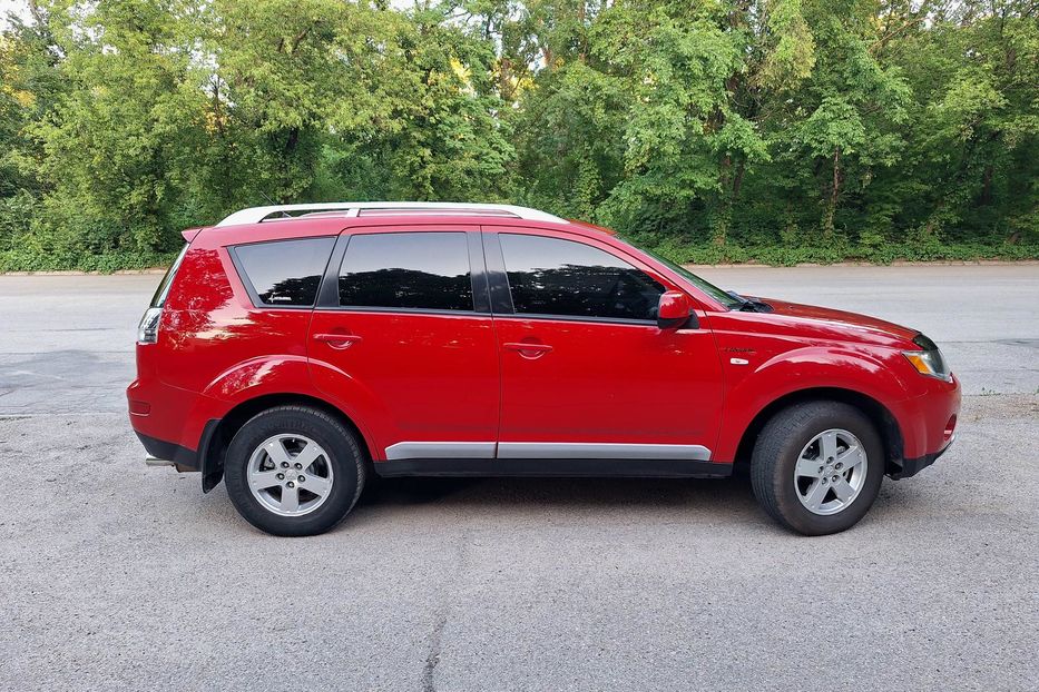 Продам Mitsubishi Outlander XL Intense 2008 года в Запорожье