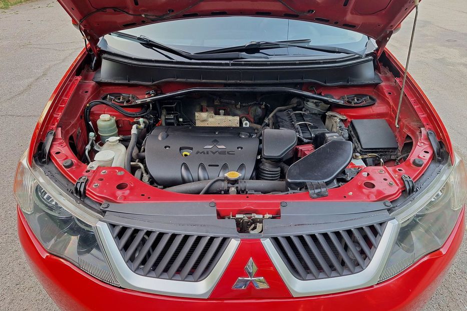 Продам Mitsubishi Outlander XL Intense 2008 года в Запорожье