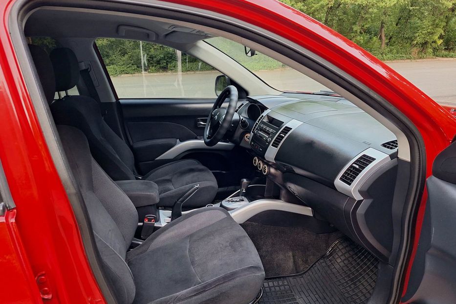 Продам Mitsubishi Outlander XL Intense 2008 года в Запорожье