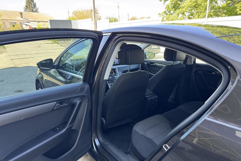 Продам Volkswagen Passat B7 2011 года в г. Кодыма, Одесская область