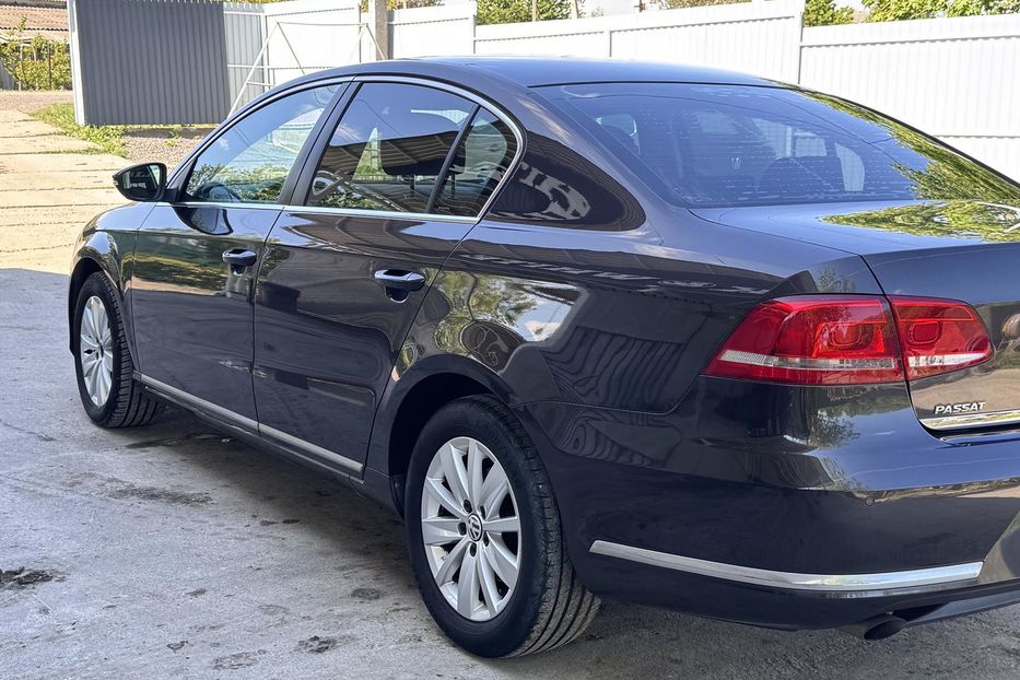 Продам Volkswagen Passat B7 2011 года в г. Кодыма, Одесская область