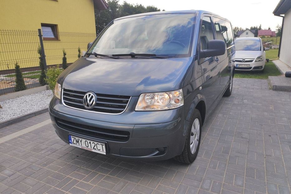 Продам Volkswagen T5 (Transporter) пасс. 2006 года в Херсоне