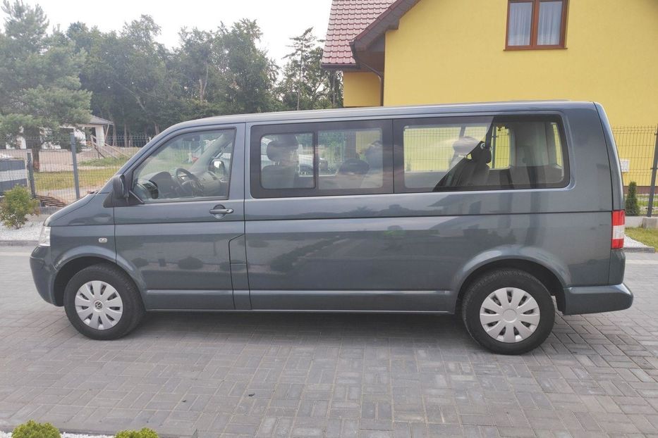 Продам Volkswagen T5 (Transporter) пасс. 2006 года в Херсоне