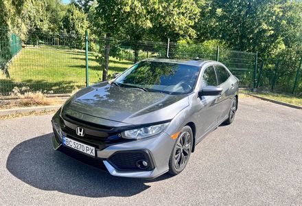 Продам Honda Civic X 2017 года в Львове