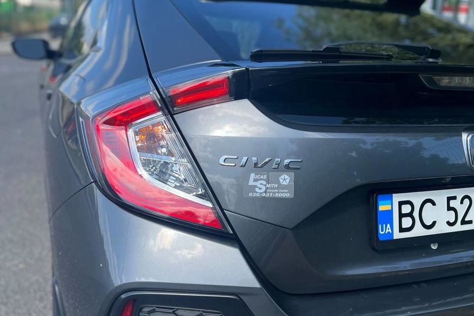 Продам Honda Civic X 2017 года в Львове
