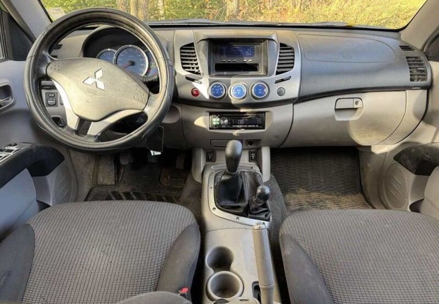 Продам Mitsubishi L 200 2008 года в Харькове
