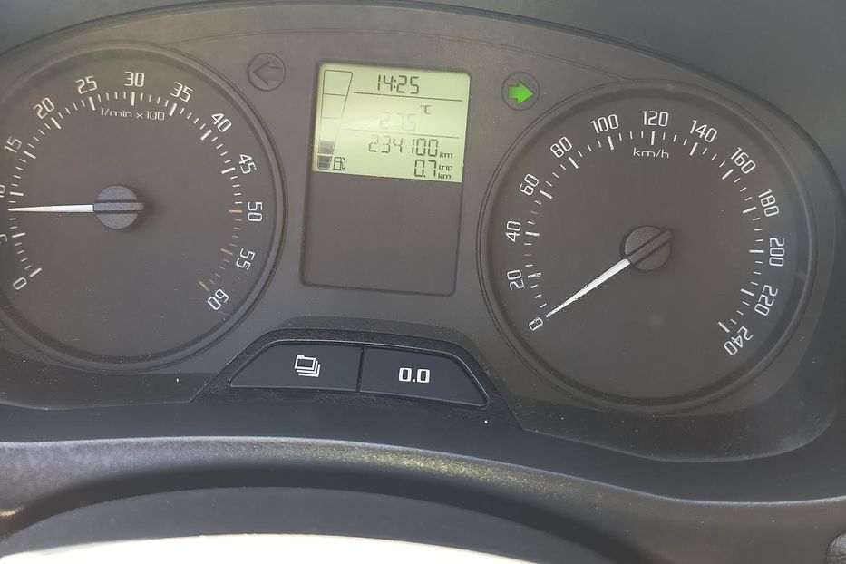 Продам Skoda Fabia 2013 года в Луцке