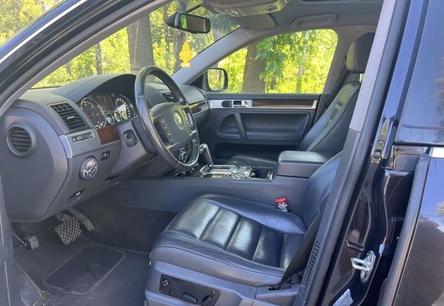 Продам Volkswagen Touareg 2005 года в Житомире