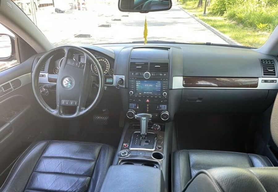 Продам Volkswagen Touareg 2005 года в Житомире