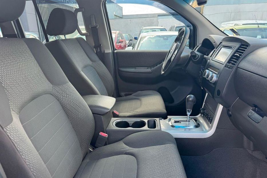 Продам Nissan Navara 2011 года в Сумах