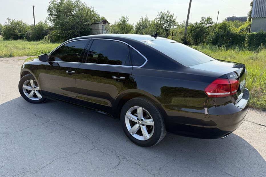 Продам Volkswagen Passat B7 2013 года в г. Новомосковск, Днепропетровская область