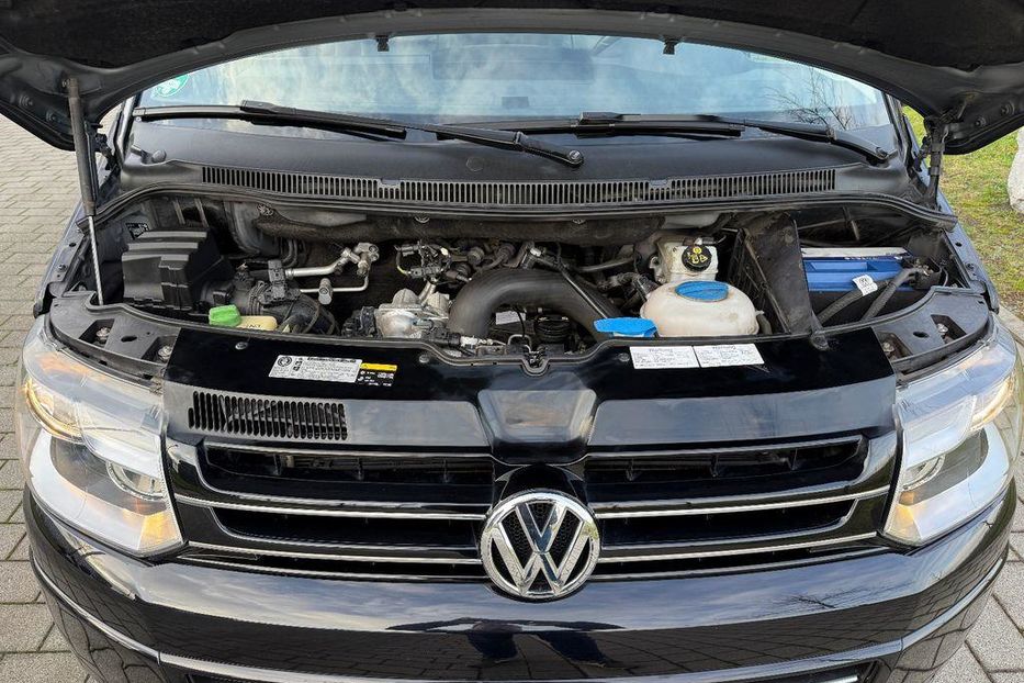 Продам Volkswagen T5 (Transporter) пасс. 2012 года в Одессе
