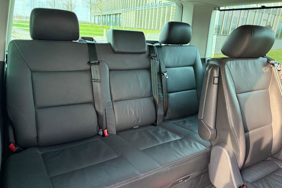 Продам Volkswagen T5 (Transporter) пасс. 2012 года в Одессе
