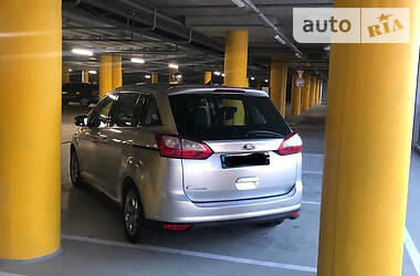 Продам Ford C-Max 2012 года в г. Борисполь, Киевская область