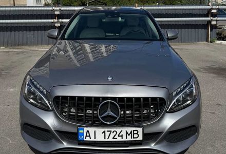 Продам Mercedes-Benz C-Class 300 2015 года в Киеве