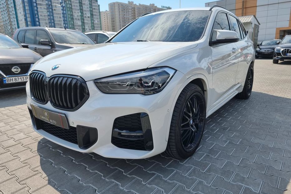 Продам BMW X1 X drive 2015 года в Одессе