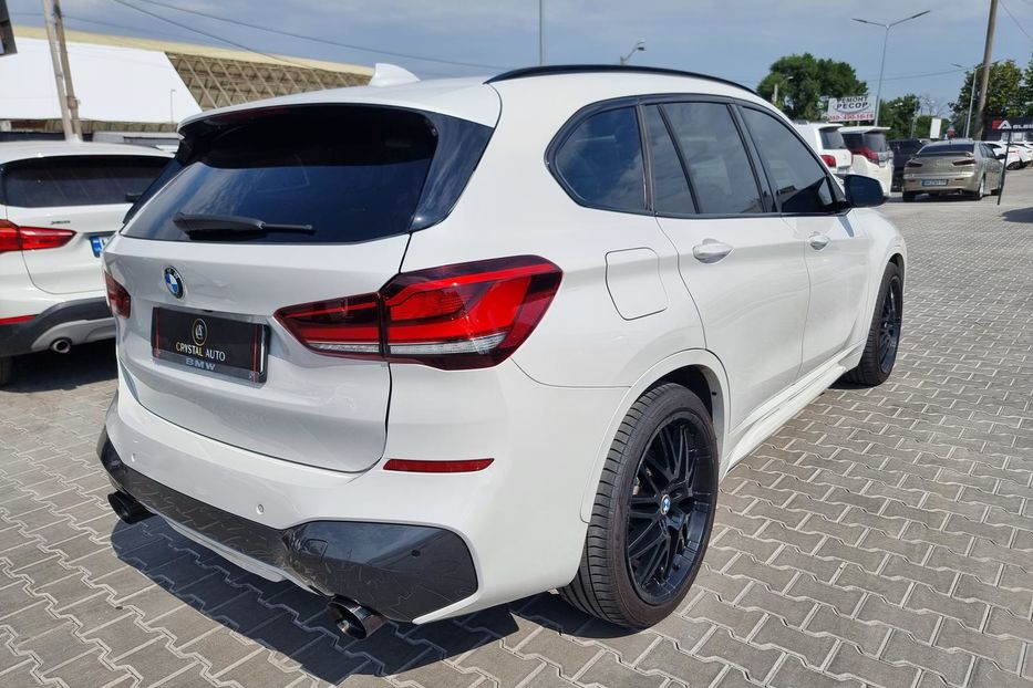 Продам BMW X1 X drive 2015 года в Одессе