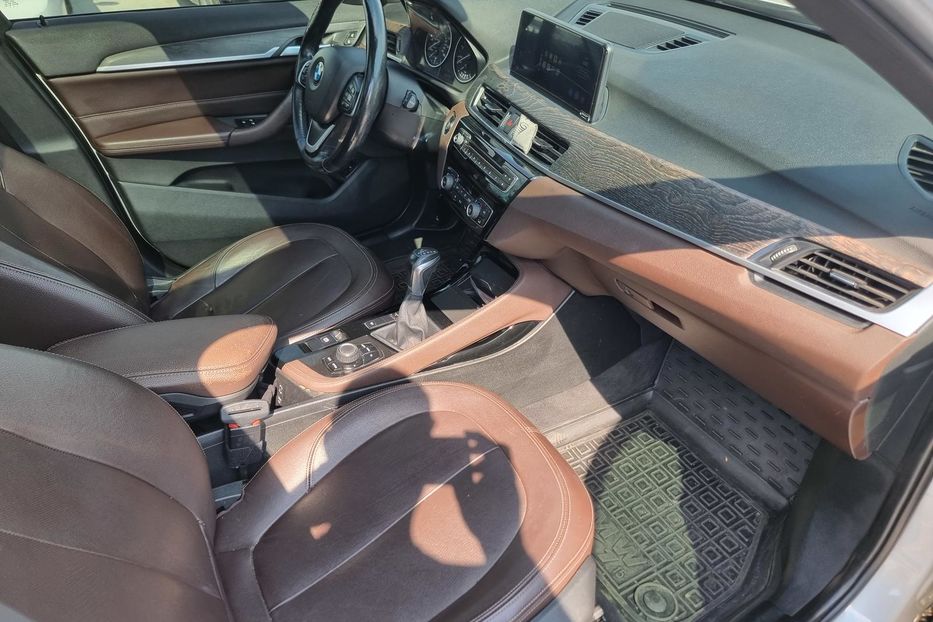 Продам BMW X1 X drive 2015 года в Одессе