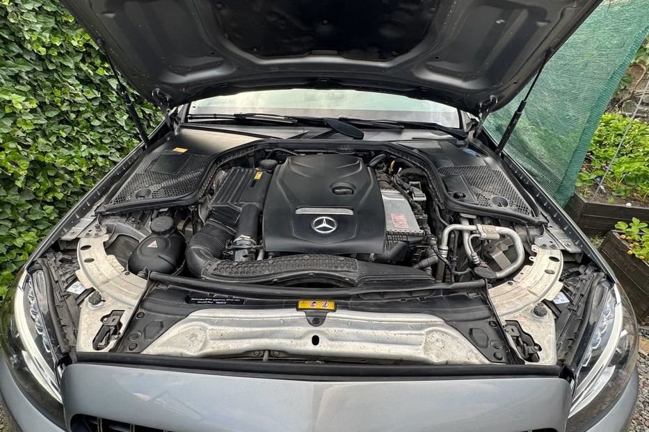 Продам Mercedes-Benz C-Class 300 2015 года в Киеве