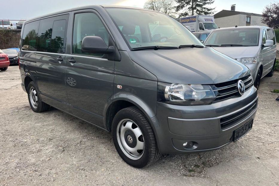 Продам Volkswagen T5 (Transporter) пасс. 2006 года в г. Днепровское, Днепропетровская область