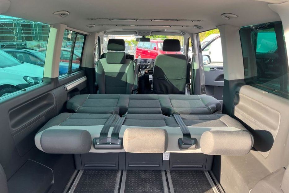 Продам Volkswagen T5 (Transporter) пасс. 2006 года в г. Днепровское, Днепропетровская область