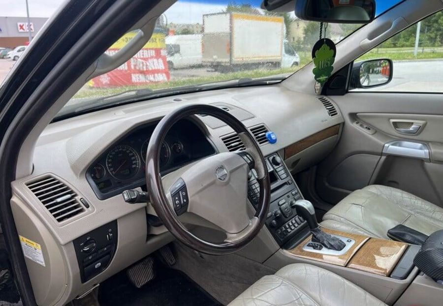 Продам Volvo XC90 2004 года в Запорожье