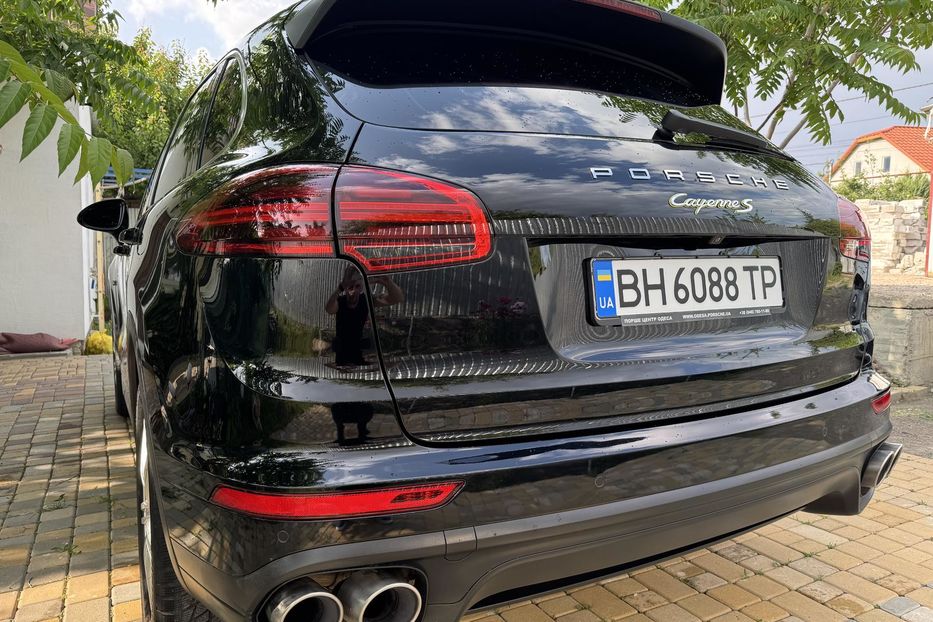 Продам Porsche Cayenne Plug-in Hybrid 2016 года в Одессе